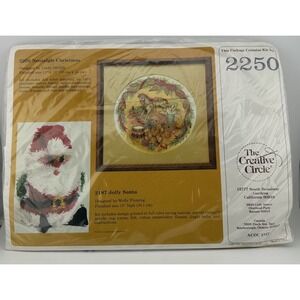 The Creative Circle Kit 2250, "Nostalgic Christmas" - Embroidery Kit